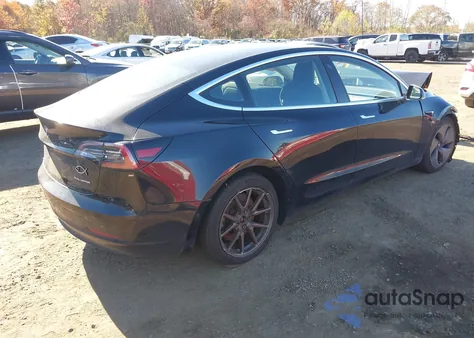2019 Tesla Model 3 Long Range/Performance из США, поврежденный, VIN 5YJ3E1EB2KF451451